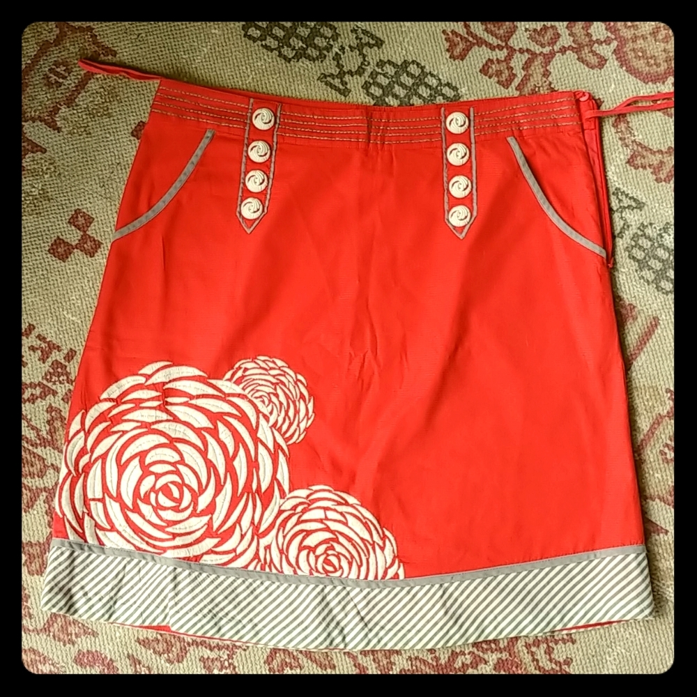 Anthropology embroidered red linen skirt. Size 8.
